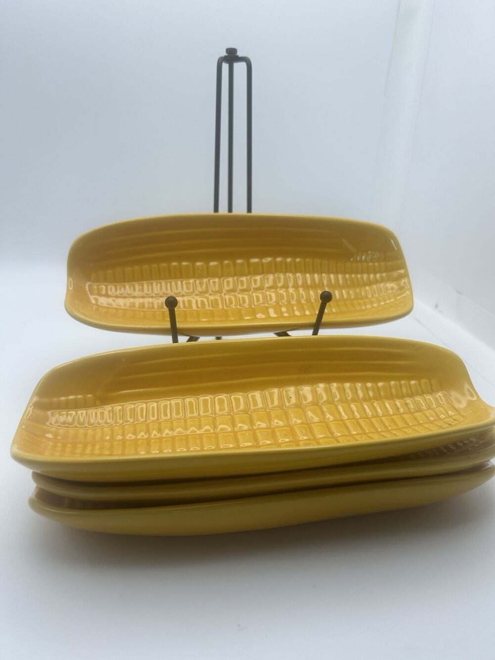 World Market. Corn Cob Trays. 4 In All